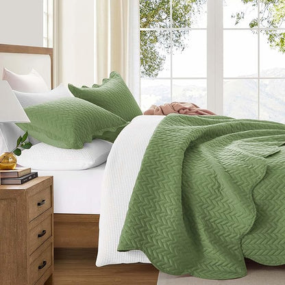 IR Imperial Rooms King Quilt Bedding Set Size (106" x 96") + 2 Pillow Shams (20" x 36"+ 2") - 3 Pcs All Season Lightweight Reversible Microfiber Coverlet Embossed Quilt Bedspread (Olive Green)