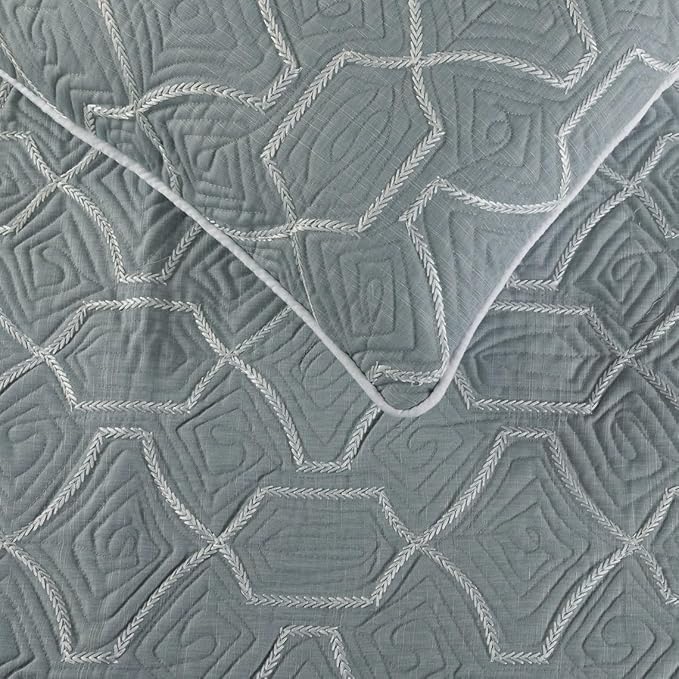 The HomeCentric King Queen Twin Grey Blue Bed Runner with 2 Decorative Throw Pillow Cover, Twin Size 53"x18" Bed Runner with Pillow Cover, Linen Quilted Embroidery, Modern Contemporary - Atmosphere