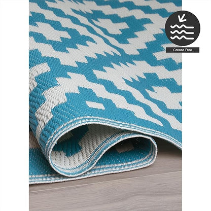 FH Home Outdoor Rug - Waterproof, Fade Resistant, Reversible - Premium Recycled Plastic - Geometric - Patio, Deck, Porch, Balcony, Laundry Room - Aztec - Teal & White Crease Free - 4 x 6 ft