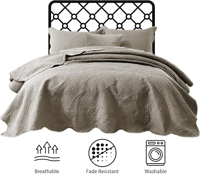 IR Imperial Rooms 8 Pack Quilt King Size Bedding (106" x 96") - Bulk Wholesale for Hotels, Guest Bedroom & Airbnbs - Lightweight Microfiber Reversible Floral Embossed Quilts Bedspreads (Beige)