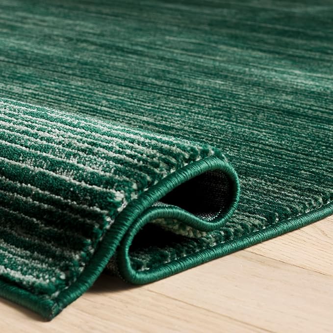 SAFAVIEH Vision Collection Runner Rug - 2'2" x 6', Dark Green, Modern Ombre Design, Non-Shedding & Easy to Clean, Ideal for Entryway, Foyer, Bedroom (VSN606Y)