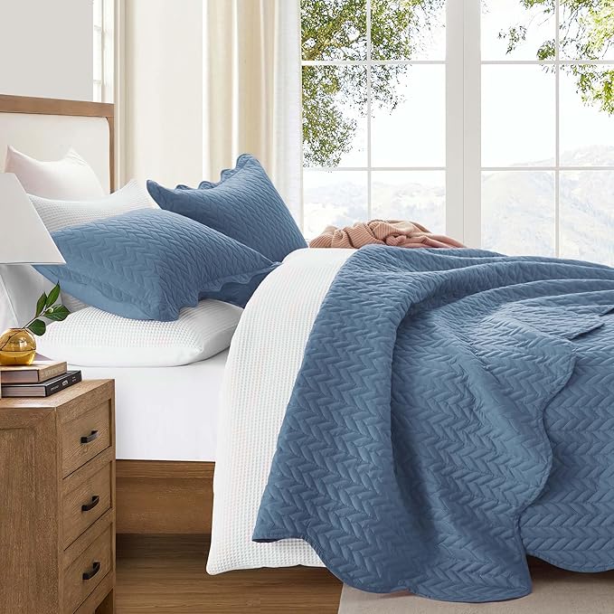 IR Imperial Rooms 8 Pack Quilt King Size Bedding (106" x 96") - Bulk Wholesale for Hotels, Guest Bedroom & Airbnbs - Lightweight Microfiber Reversible Embossed Quilts Bedspread (Light Blue)