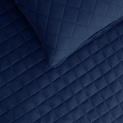Easy-Going King Size Reversible Quilt Set with 1 Quilt and 2 Pillow Shams, Soft Bed Quilt Cover, Water Resistant Lightweight Microfiber Bedspread, Stain Resistant, Navy/Ivory