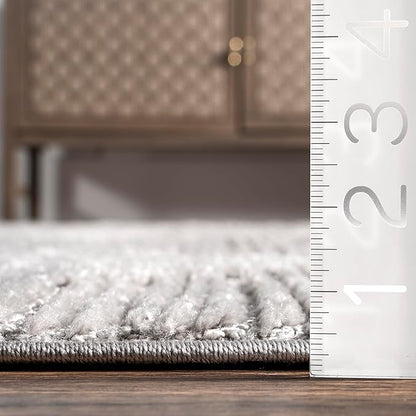 nuLOOM Kerry Light Grey, 2' x 3', Geometric, Soft and Cozy, High Traffic, Stain Resistant, Easy Clean, Durable Area Rug for Bedroom, Living Room, Dining Space, Den, Foyer, Entryway