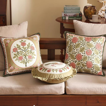 Square Throw Pillow Covers Pack of 2,Brown Cozy Velvet Farmhouse with Daisy and Leaves Floral Pattern Pillowcases,Decoration Pillows Cushion Covers for Couch Sofa Bed Car Chair,18"x18"