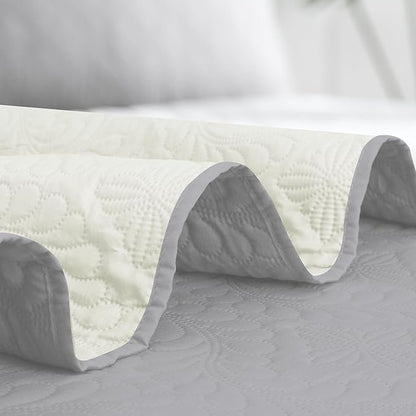 Easy-Going Twin Size Reversible Quilt Set with 1 Quilt and 1 Pillow Sham, Soft Bed Quilt Cover, Water Resistant Lightweight Microfiber Bedspread, Stain Resistant, Olive Leaf-Light Gray/Ivory