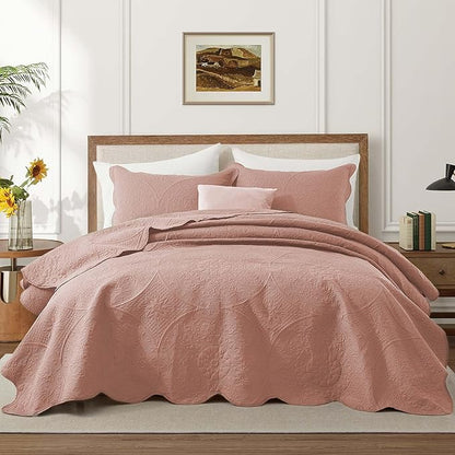 IR Imperial Rooms 10 Pack Twin Quilt Bedding Set (68" x 86") - Bulk Wholesale for Hotels, Guest Bedroom & Airbnbs - Lightweight Microfiber Reversible Floral Embossed Quilts Bedspreads (Peach)