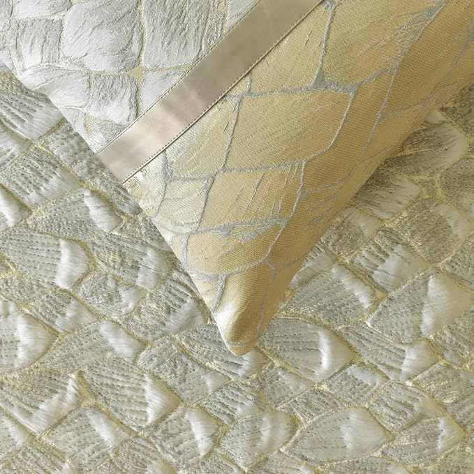 The HomeCentric King/Queen/Twin Ivory & Gold Decorative CA King 86"x18" Bed Runner with Pillow Cover, Patchwork, Quilted, Jacquard Foil Bed Scarf on Jacquard Fabric - Spinzar