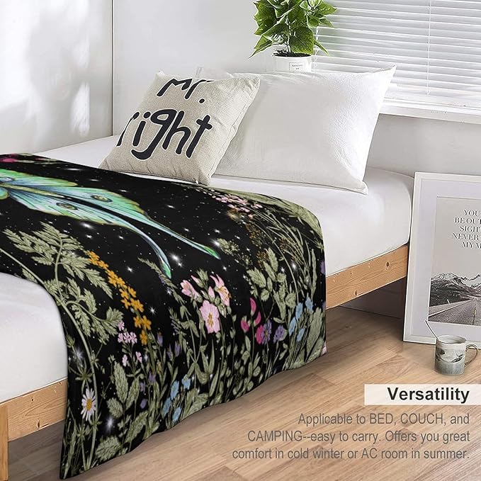 Moth Floral Flannel Blanket, Gothic Witchy Moon Phase Botanical Vintage Wildflower Plantsprint Soft Warm Fuzzy Throw Blanket for Couch Sofa Office Bed, 40"x50"