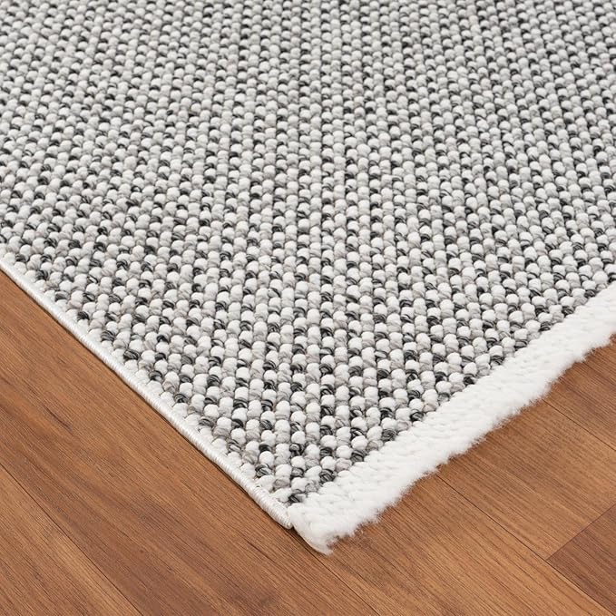 LUXE WEAVERS Solid Machine Woven White Dark Gray 5x7 Area Rug, Indoor Stain-Resistant Carpet