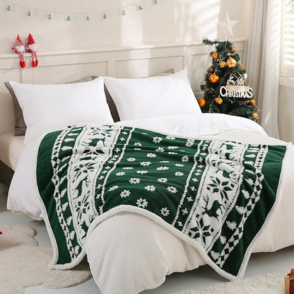 SOCHOW Christmas Holiday Jacquard Sherpa Fleece Throw Blanket, Fuzzy Warm Super Soft Reversible Plush Blanket for Bed, Sofa and Couch, 50 x 60 inches, Green