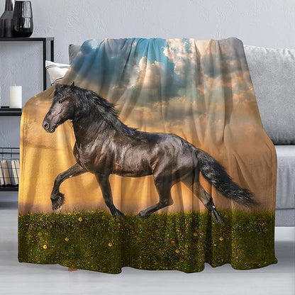 Strong Horse Throw Blanket for Couch, Super Soft Fuzzy Throws Warm Comfortable Plush Fleece Blanket, Fashion Decorative Flannel Fleece Blanket for All Season(50 x 60 in, Strong Horse)