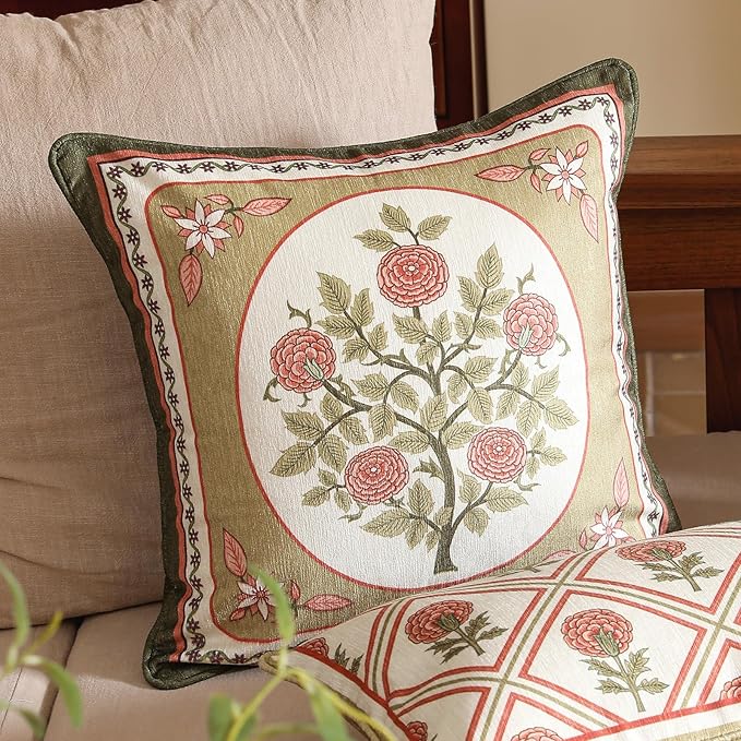 Throw Pillow Covers Pack of 2,Brown Cozy Velvet Farmhouse with Daisy and Leaves Floral Pattern Pillowcases,Decoration Square Pillows Cushion Covers for Couch Sofa Bed Car Chair,18"x18"