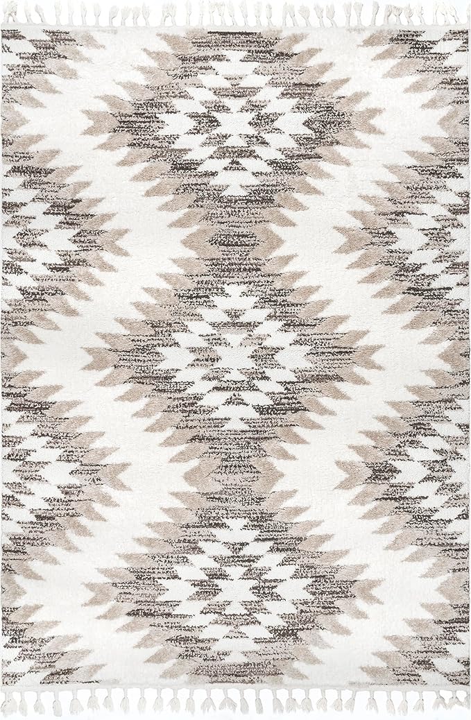 nuLOOM Adelade Beige/Ivory, 6'7" x 9', Southwestern, Shaggy, Soft and Cozy, High Traffic, Stain Resistant Area Rug for Bedroom, Living Room, Dining Space, Den, Foyer, Entryway