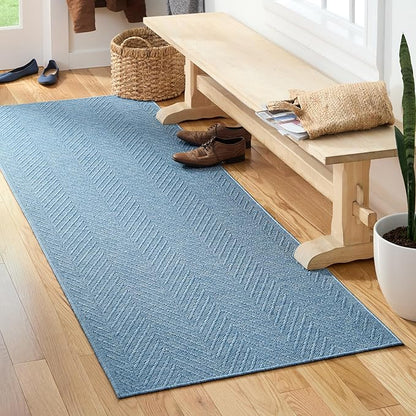 TOWN & COUNTRY BASICS Pax Herringbone Textured Solid Everwash® Washable Runner Area Rug, Low Pile, Non-Slip Backing, Easy Clean Pet & Family Friendly Rug, Blue, 2'5"x7'10"