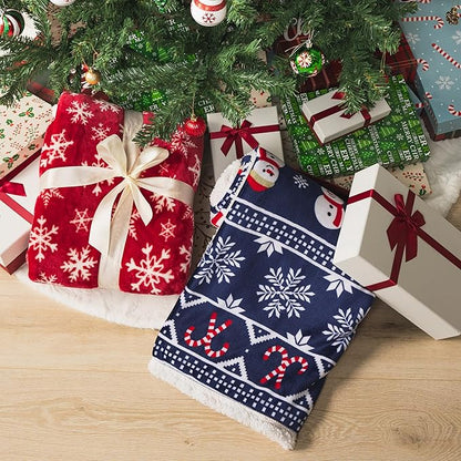 PAVILIA Premium Christmas Sherpa Throw Blanket | Christmas Decoration Gift, Fleece, Plush, Warm, Cozy Reversible Microfiber Holiday Blanket | Blue Christmas - 50x60