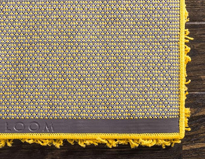 Unique Loom Solid Shag Collection Area Rug (4' 1" x 6' 1" Rectangle, Tuscan Sun Yellow)
