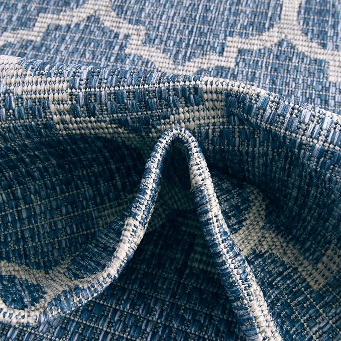 Unique Loom Outdoor Trellis Collection Area Rug - Trellis (Oval 7' 10" x 10' 0", Navy Blue/ Ivory)