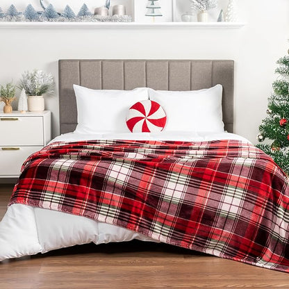 PAVILIA Christmas Throw Blanket | Holiday Christmas Red Fleece Blanket | Soft, Plush, Warm Winter Cabin Throw, 60x80 (Red Green Plaid)