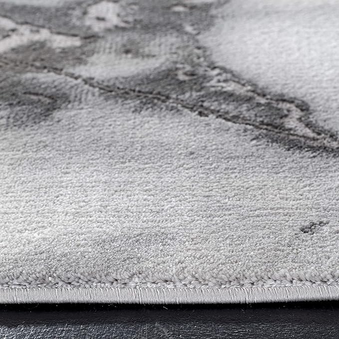 SAFAVIEH Craft Collection Accent Rug - 2' x 3', Grey & Silver, Contemporary Design, Stain Resistant, Ideal for High Traffic Areas in Hallway, Bathroom & Home Office (CFT877G-2)