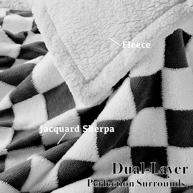 Checkered Dog Blanket, Black Jacquard Sherpa Blankets for Small Dog and Cats, Cute Aesthetic Style Fluffy Fleece Pets Blanket for Couch Protection Washable, 30"x40"