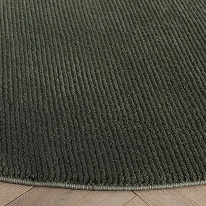 SAFAVIEH Revive Collection Area Rug - 10' Round, Green, Non-Shedding & Easy Cleaning, Ideal for Living Room, Bedroom, Dining Space (REV102Y)