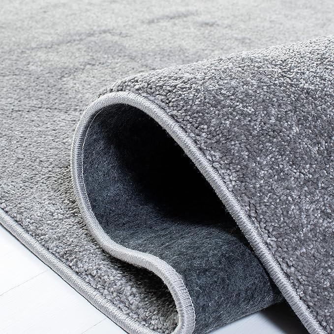 SAFAVIEH Plain and Solid Collection Accent Rug - 4'5" x 6'5", Grey, Non-Shedding & Easy Care, Ideal for High Traffic Areas in Entryway, Living Room, Bedroom (PNS320-4410)