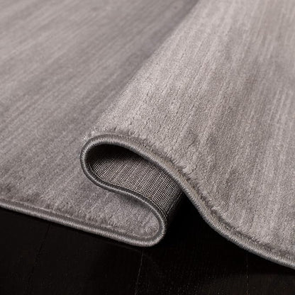 SAFAVIEH Vision Collection Runner Rug - 2'2" x 22', Silver, Modern Ombre Design, Non-Shedding & Easy to Clean, Ideal for Foyer, Hallway, Bedroom (VSN606G)