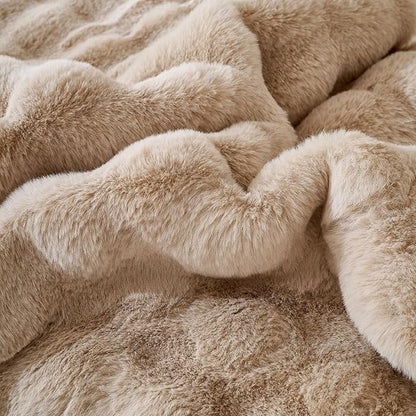 Faux Fur Decorative Throw Pillow Cover Plush Thick Bubble Pillow Covers Luxury Soft Cozy Accent Pillowcase for Spring Sofa Living Room Couch Bed (Khaki,18"x18")