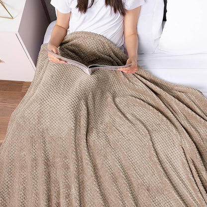 PAVILIA Tan Taupe Throw Blanket for Couch, Twin Bed, Soft Fleece Throws for Sofa Chair, Fuzzy Waffle Textured Blanket, Cozy Warm Lightweight All Season Blanket Throw, 60x80
