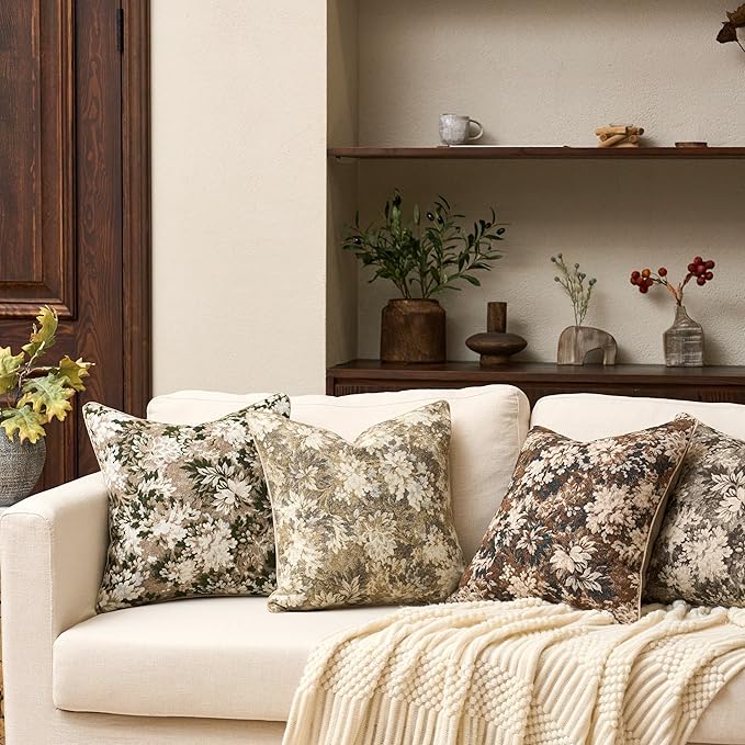 Yangest Neutral Floral Pillow Cover 18 x18 Inches, Vintage Chenille Square Throw Pillow Cover Soft Decorative Farmhouse Accent Couch Pillow Cover for Living Room Bedroom, Coffee Brown