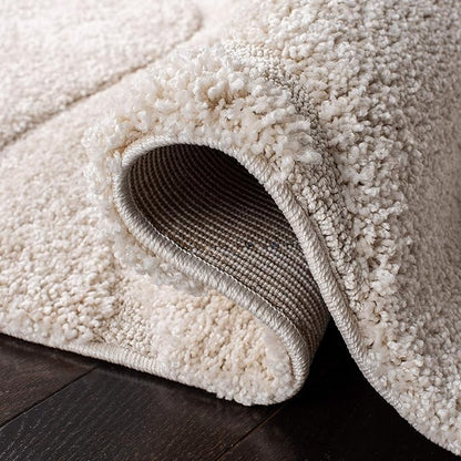 SAFAVIEH Florida Shag Collection Accent Rug - 3'3" x 5'3", Creme & Creme, Non-Shedding & Easy Care, 1.2-inch Thick Ideal for High Traffic Areas in Entryway, Living Room, Bedroom (SG471-1111)