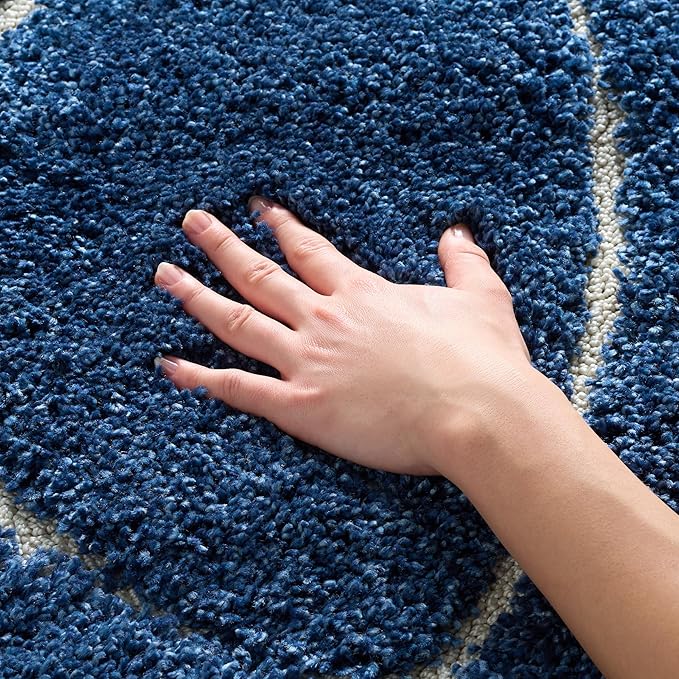 SAFAVIEH Florida Shag Collection Area Rug - 5' Square, Navy & Ivory, Non-Shedding & Easy Cleaning, Plush Thick Pile, Ideal for Living Room, Bedroom, Dining Space (SG471-6512)
