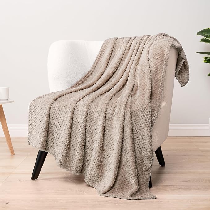 PAVILIA Tan Taupe Throw Blanket for Couch, Twin Bed, Soft Fleece Throws for Sofa Chair, Fuzzy Waffle Textured Blanket, Cozy Warm Lightweight All Season Blanket Throw, 60x80