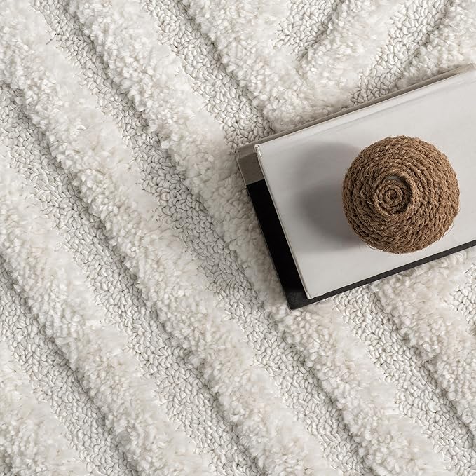 nuLOOM Risette Ivory, 2'6" x 10', Geometric, Soft and Textured, High Traffic, Stain Resistant, Easy Clean, Durable Runner for Bedroom, Living Room, Dining Space, Den, Foyer, Entryway