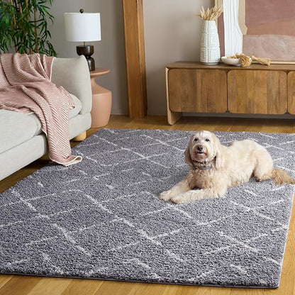 SAFAVIEH Arizona Shag Collection Area Rug - 6'7" x 9'2", Grey & Ivory, Moroccan Boho Design, Non-Shedding & Easy to Clean, Ideal for Living Room, Bedroom, Dining Space (ASG743G)