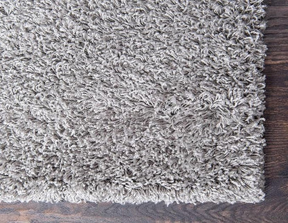 Unique Loom Solid Shag Collection Area Rug (6' 1" x 9' Rectangle, Cloud Gray)