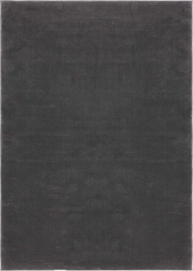 SAFAVIEH Revive Collection Accent Rug - 4' x 6', Charcoal, Solid Design, Non-Shedding & Easy Care, Ideal for High Traffic Areas in Entryway, Living Room, Bedroom (REV102H)