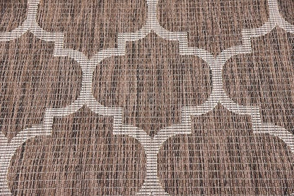 Unique Loom Outdoor Trellis Collection Area Rug (4' 1" x 6' 1" Rectangle, Brown/ Ivory)