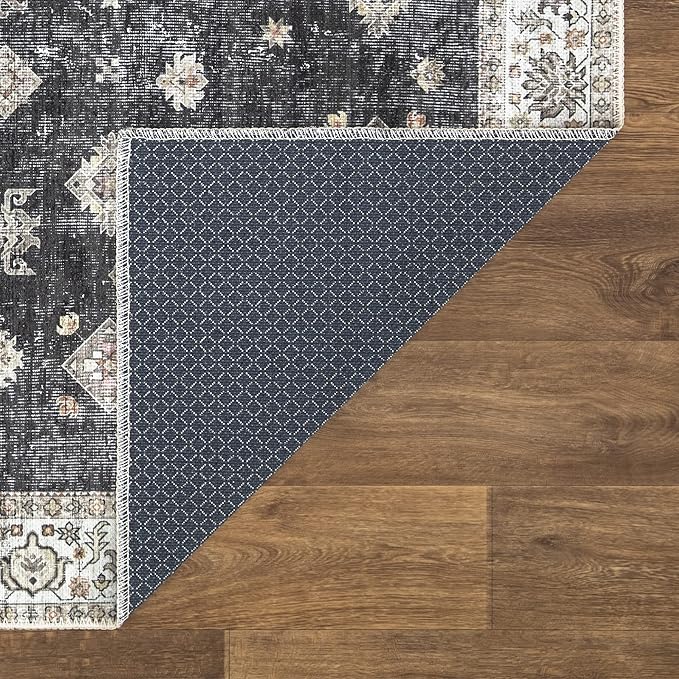 Bloom Rugs Washable Non-Slip 5' x 7' Rug - Black/Ivory Traditional Area Rug for Living Room, Bedroom, Dining Room, and Kitchen - Exact Size: 5' x 7'