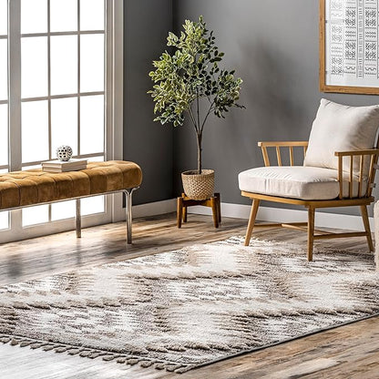 nuLOOM Adelade Beige/Ivory, 5'3" x 7'6", Southwestern, Shaggy, Soft and Cozy, High Traffic, Stain Resistant Area Rug for Bedroom, Living Room, Dining Space, Den, Foyer, Entryway