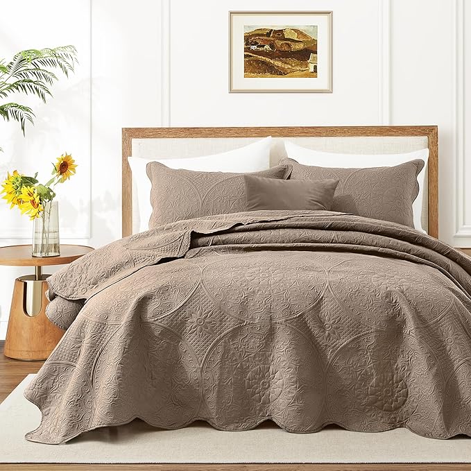 IR Imperial Rooms Twin Quilt Bedding Set Size (68” x 86”) + 1 Pillow Shams (20” x 26” + 2”) - 2 Pcs All Season Lightweight Reversible Microfiber Coverlet Floral Embossed Quilt Bedspread (Beige)