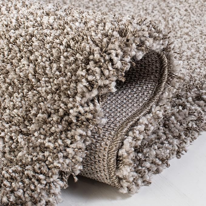 SAFAVIEH Milan Shag Collection Accent Rug - 4' x 6', Grey, Solid Design, Non-Shedding & Easy Care, 2-inch Thick Ideal for High Traffic Areas in Entryway, Living Room, Bedroom (SG180-8080)