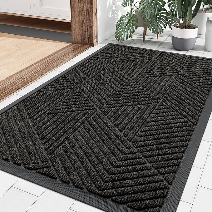Smiry Front Door Mat Outside Entrance, Heavy Duty Sturdy Natural Rubber Doormat, Trap Dirt and Moisture, Easy Clean Low Profile Mats for Indoor Outdoor Entry, Irregular Triangle (36x24, Charcoal)