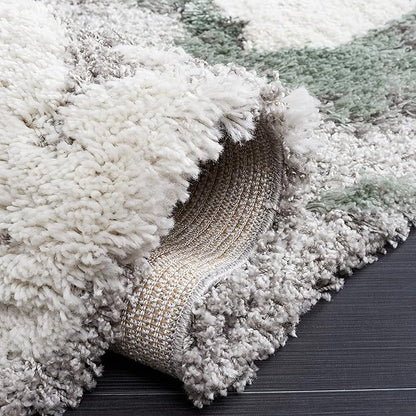 SAFAVIEH Horizon Shag Collection Accent Rug - 4' x 6', Grey & Green, Non-Shedding & Easy Care, 2.6-inch Thick Ideal for High Traffic Areas in Entryway, Living Room, Bedroom (HZN890Y)