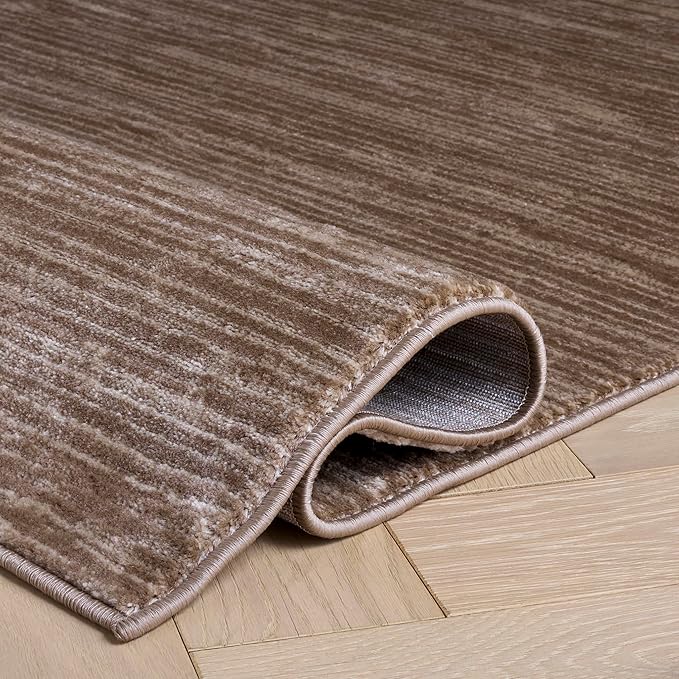 SAFAVIEH Area Rug 3x5 - Vision Collection - Light Brown, Modern Ombre Design, Non-Shedding & Easy to Clean, Ideal for Foyer, Entryway, Bedroom, Accent Space (VSN606C)