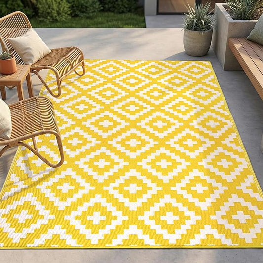 FH Home Outdoor Rug - Waterproof, Fade Resistant, Reversible - Premium Recycled Plastic - Geometric - Porch, Deck, Balcony, Mudroom, Laundry Room, Patio - Aztec - Yellow & White Crease Free - 3 x 5 ft