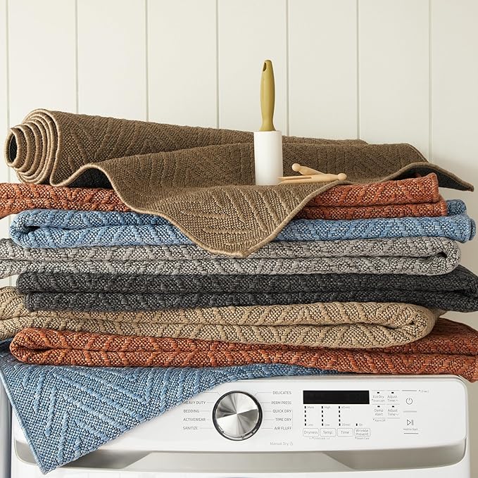 TOWN & COUNTRY BASICS Pax Herringbone Textured Solid Everwash® Washable Area Rug, Low Pile, Non-Slip Backing, Easy Clean Pet & Family Friendly Rug, Grey, 7'10"x10'2"