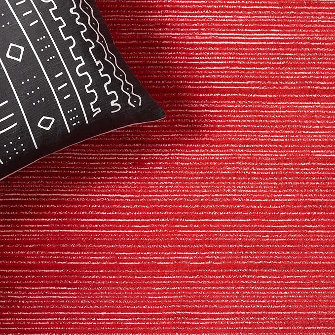 SAFAVIEH Area Rug 4x6 - Vision Collection - Red, Modern Ombre Design, Non-Shedding & Easy to Clean, Ideal for Living Room, Bedroom, Dining Space (VSN606Q)