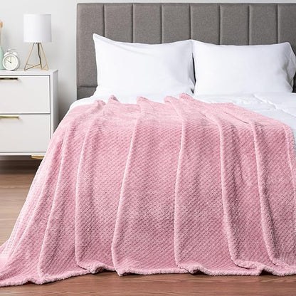 PAVILIA Light Pink Throw Blanket for Couch Bed, Soft Fleece Throws for Sofa Chair, Fuzzy Waffle Textured Blanket, Cozy Warm Lightweight All Season Blanket Throw, 50x60